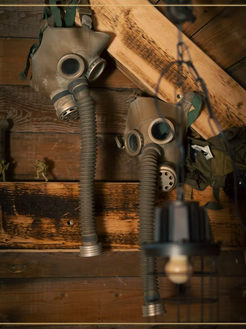 Enter the mysterie, leave with a story.