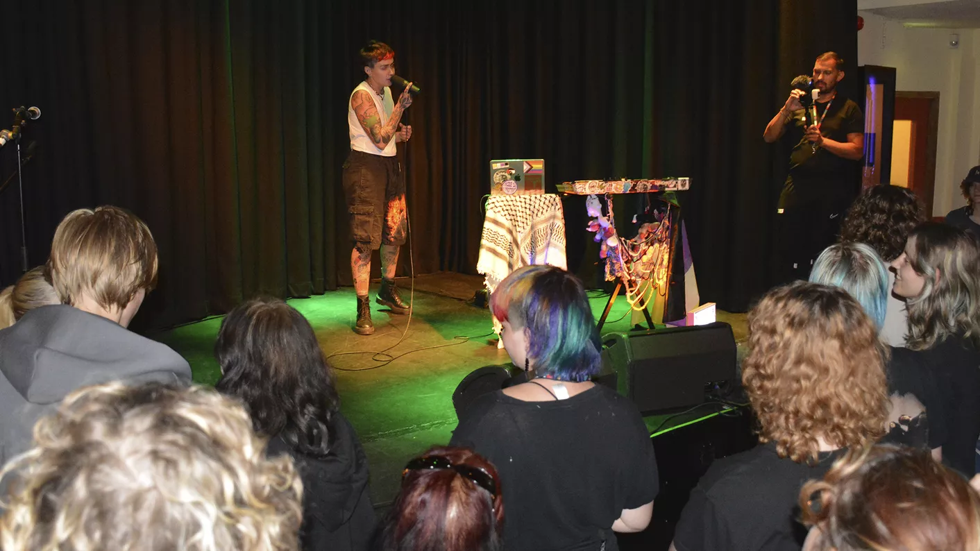 Queer Taste of Poetry
