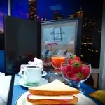 Suite 405